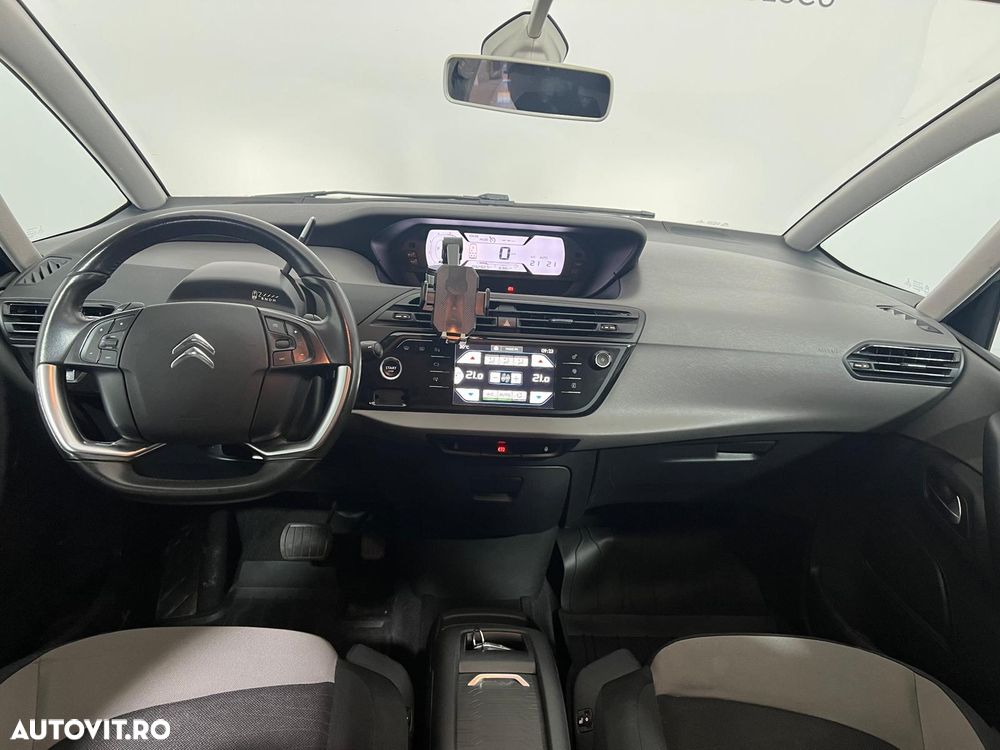 Citroën C4 Picasso - 8