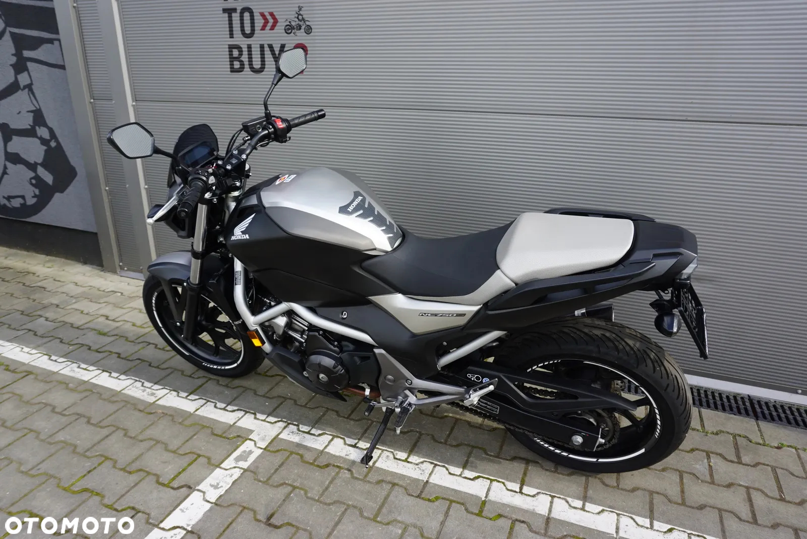 Honda NC - 17