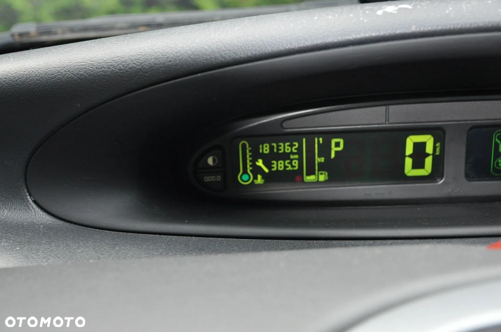 Citroën Xsara Picasso - 10