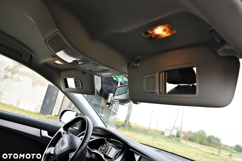 Audi A4 Avant 2.0 TDI ultra - 34