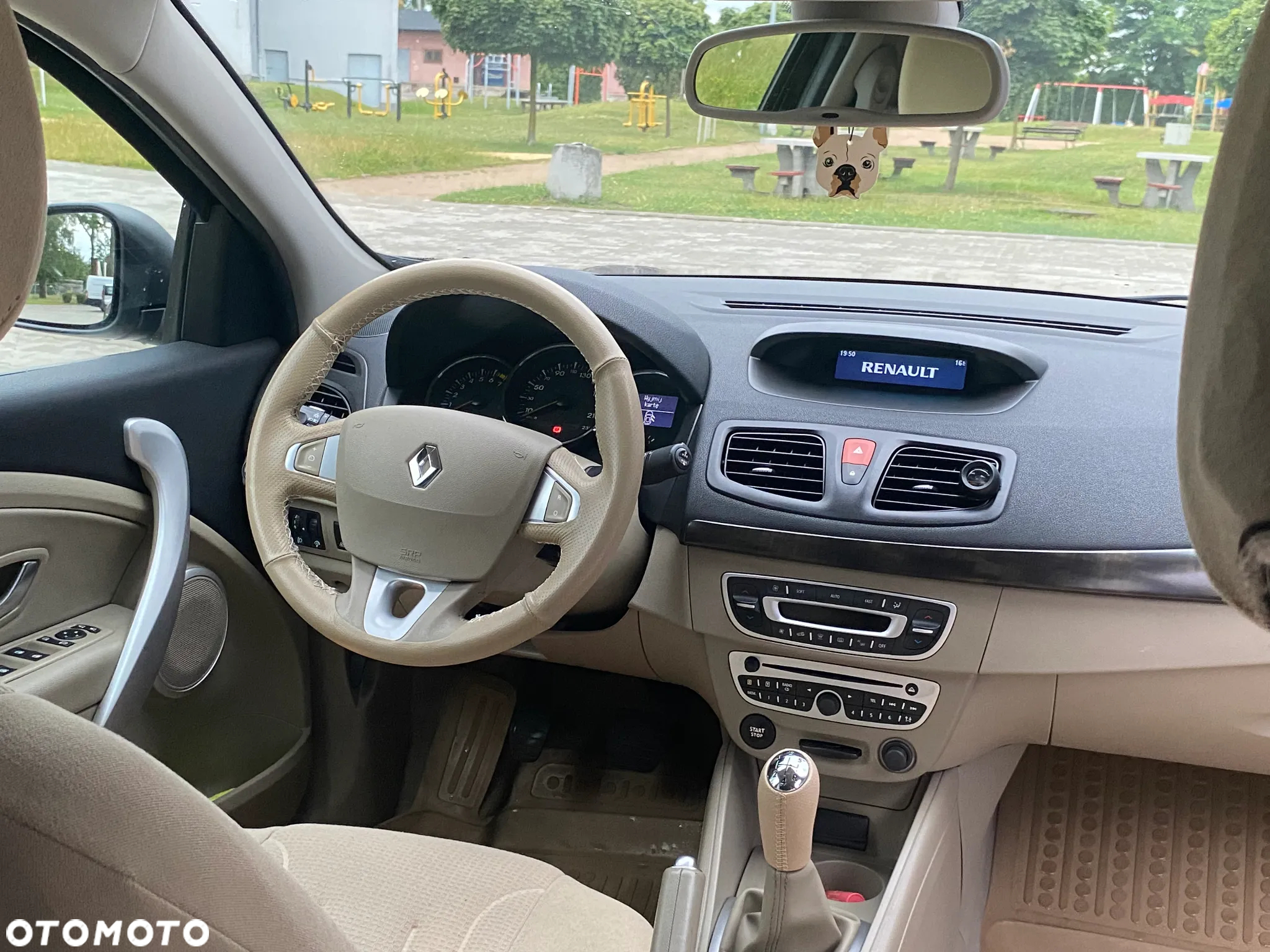 Renault Fluence - 14
