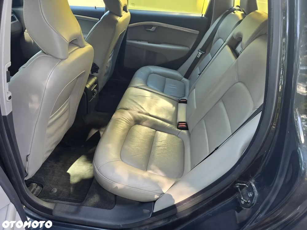 Volvo V70 2.0D Momentum - 27