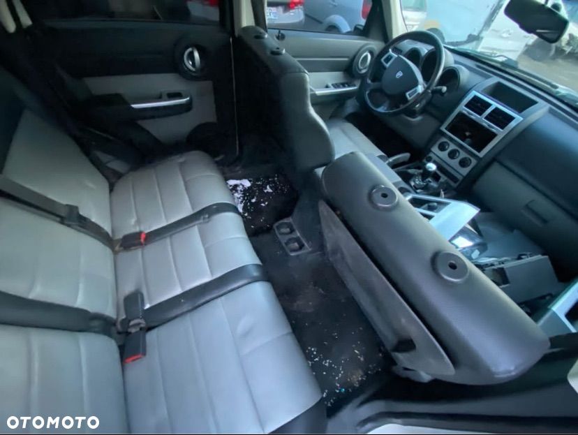 Dodge Nitro 2.8 CRD DPF Automatik R/T - 15