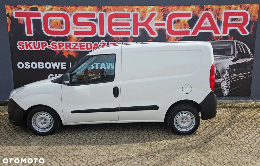 Opel COMBO - 20