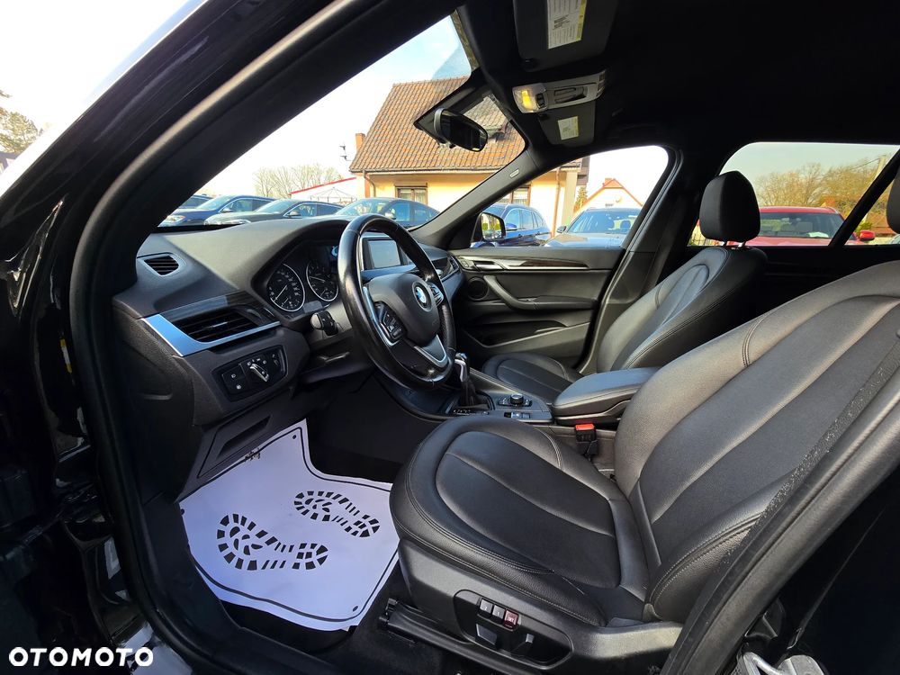 BMW X1 xDrive25i GPF xLine - 13