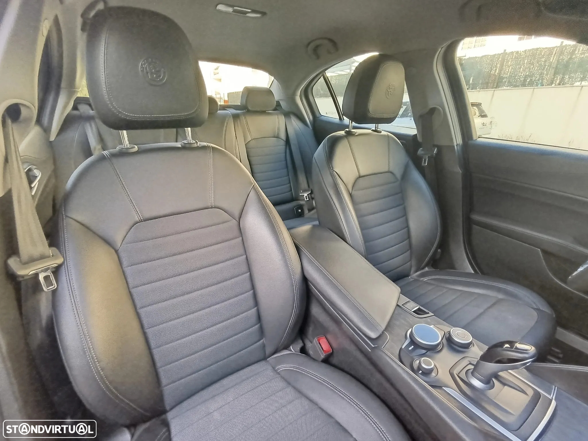 Alfa Romeo Giulia 2.2 D Super AT8 - 29