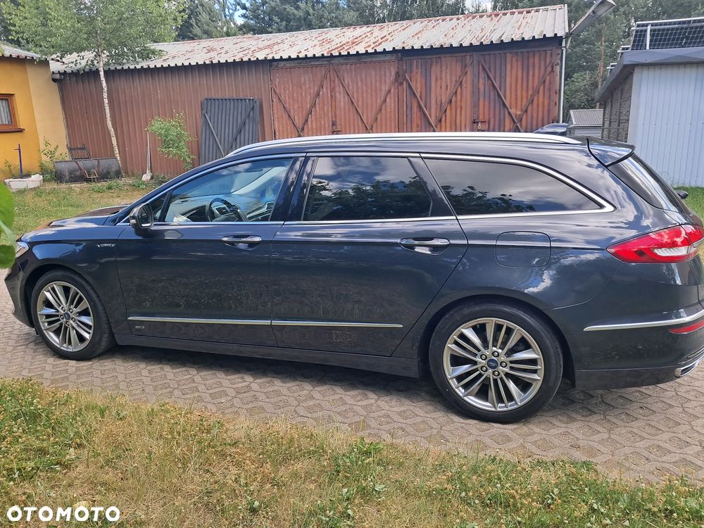 Ford Mondeo - 39