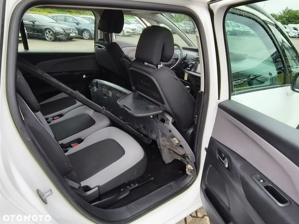 Citroën C4 Grand Picasso - 15