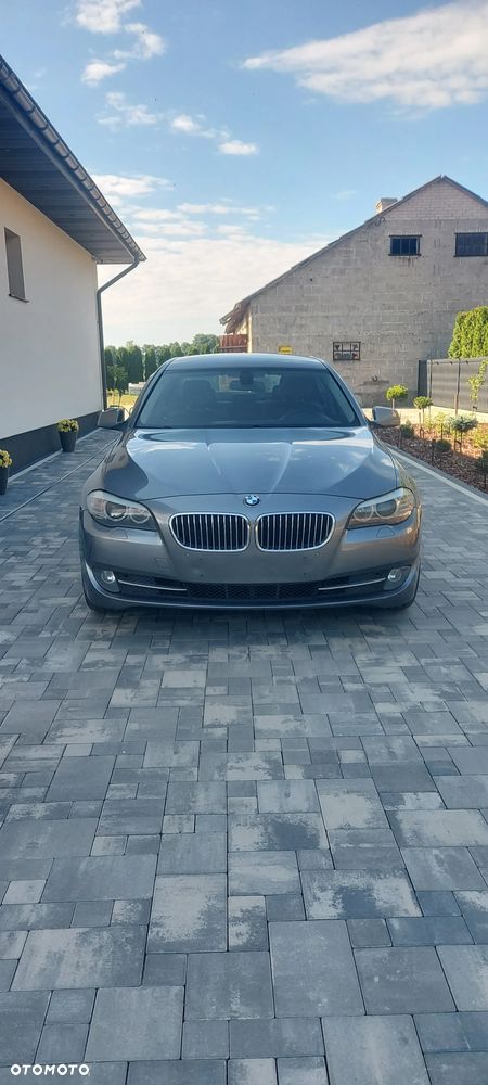 BMW Seria 5 520d - 8