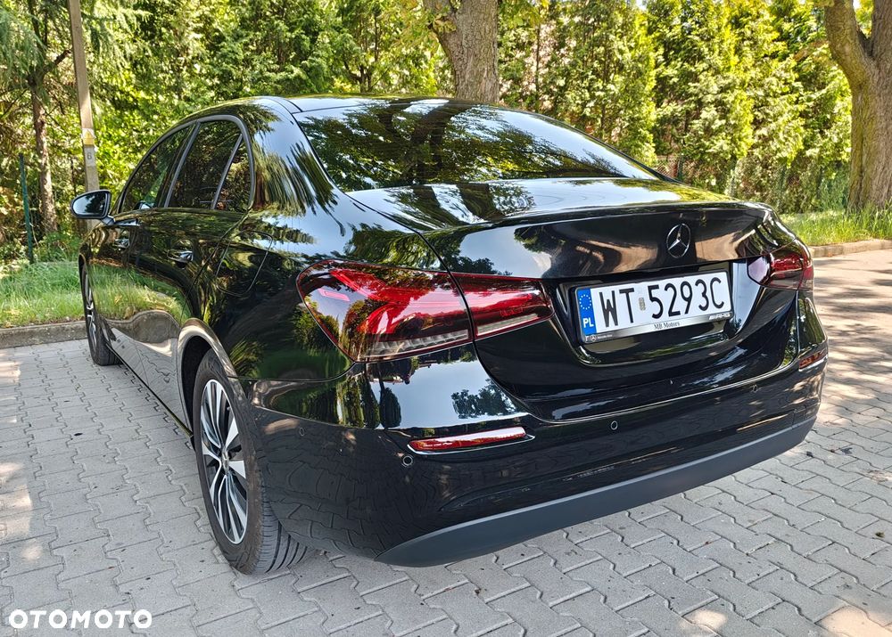 Mercedes-Benz Klasa A 180 Style 7G-DCT - 7