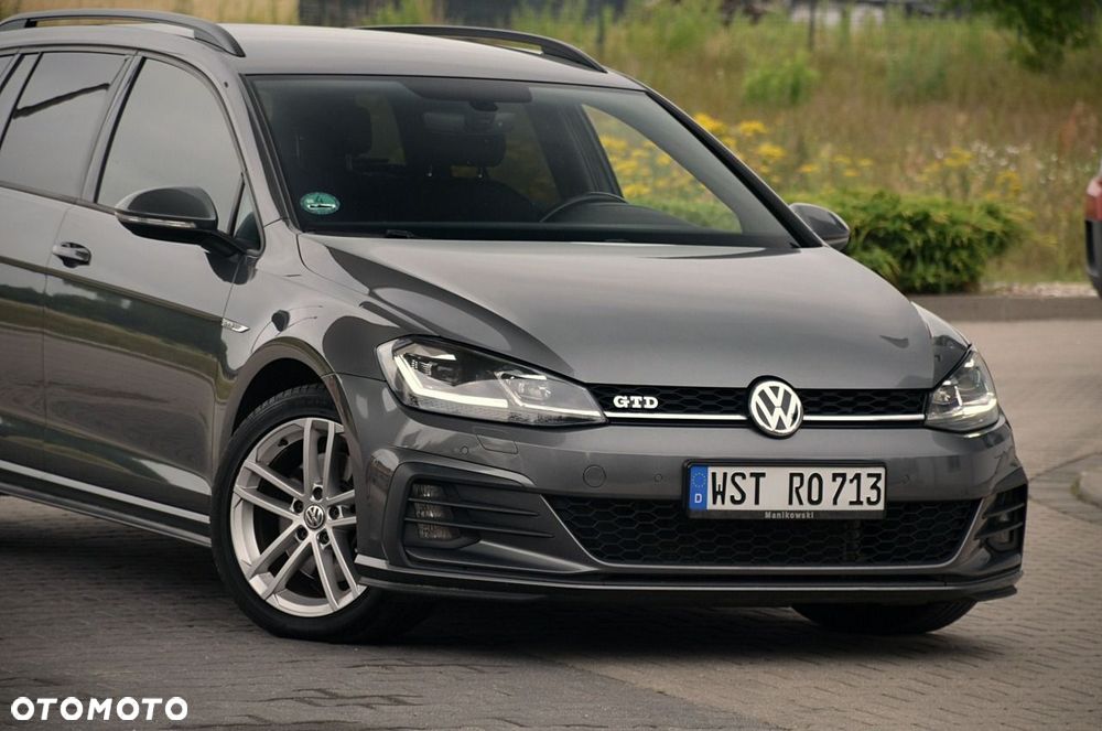 Volkswagen Golf - 3