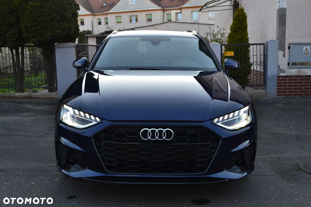 Audi A4 Avant 35 TDI mHEV S tronic - 2