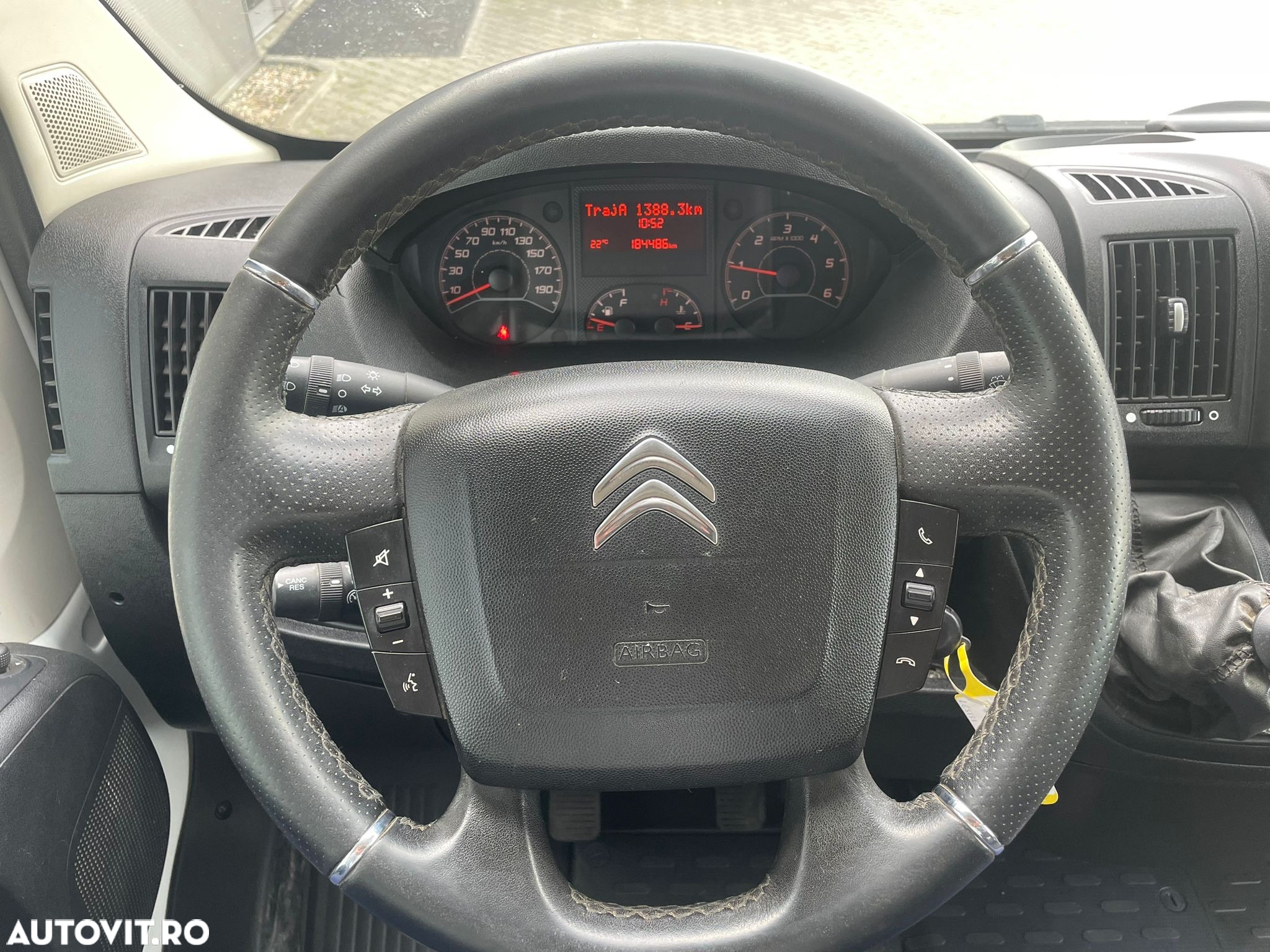 Citroën Jumper 35+ 2.0 BlueHDi L4 Bena CD - 20