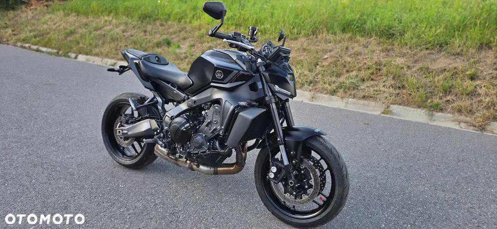 Yamaha MT - 28