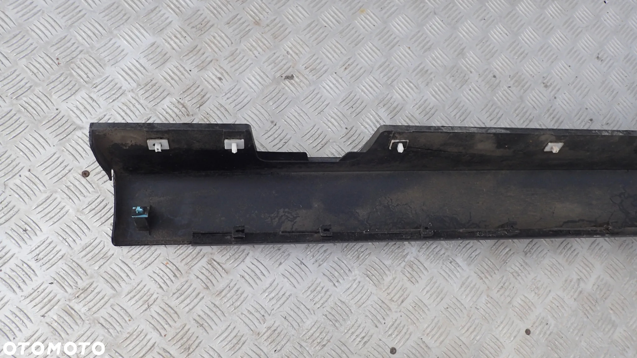 PRÓG LISTWA PROGOWA LEWA HYUNDAI IX35 87753-2S000 / 87754-2S000 - 7