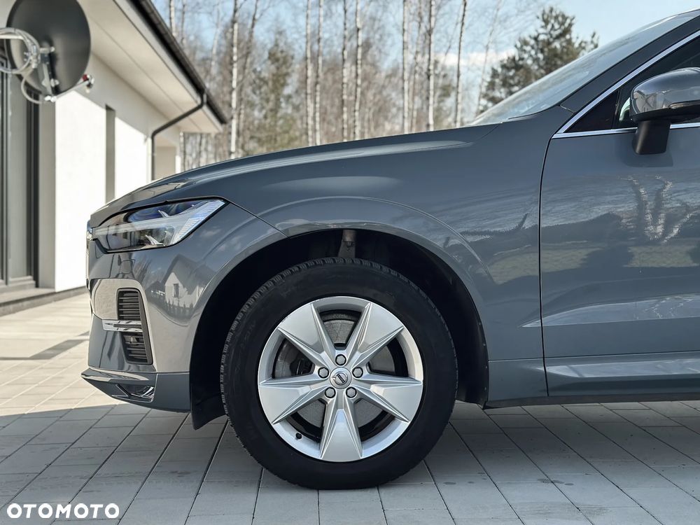 Volvo XC 60 B4 D AWD Core - 33