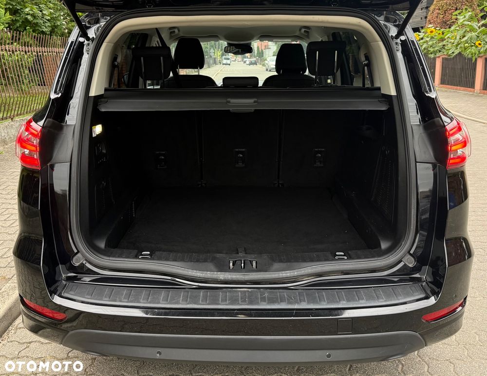 Ford S-Max - 10