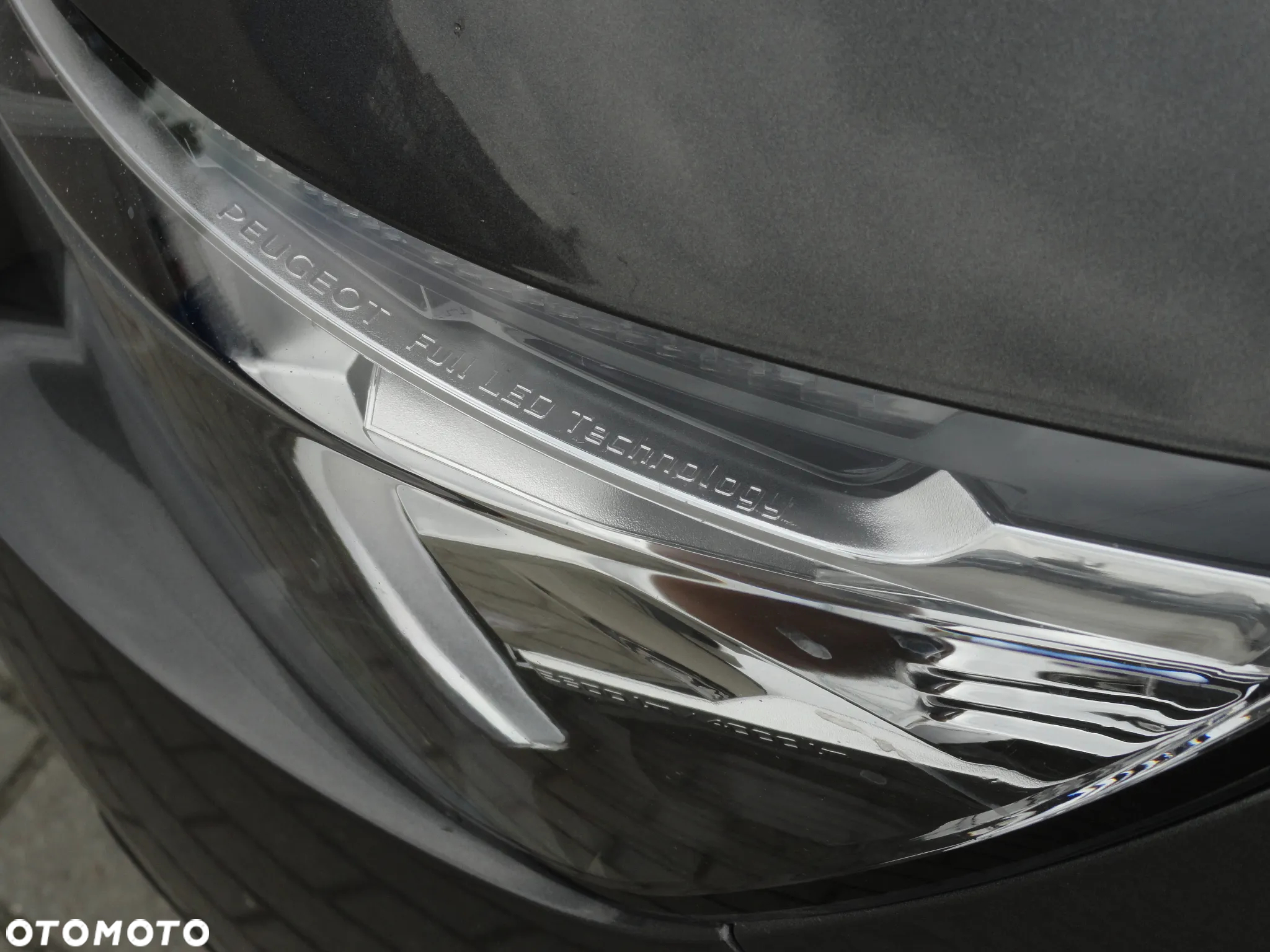 Peugeot 3008 1.5 BlueHDi GT S&S EAT8 - 29