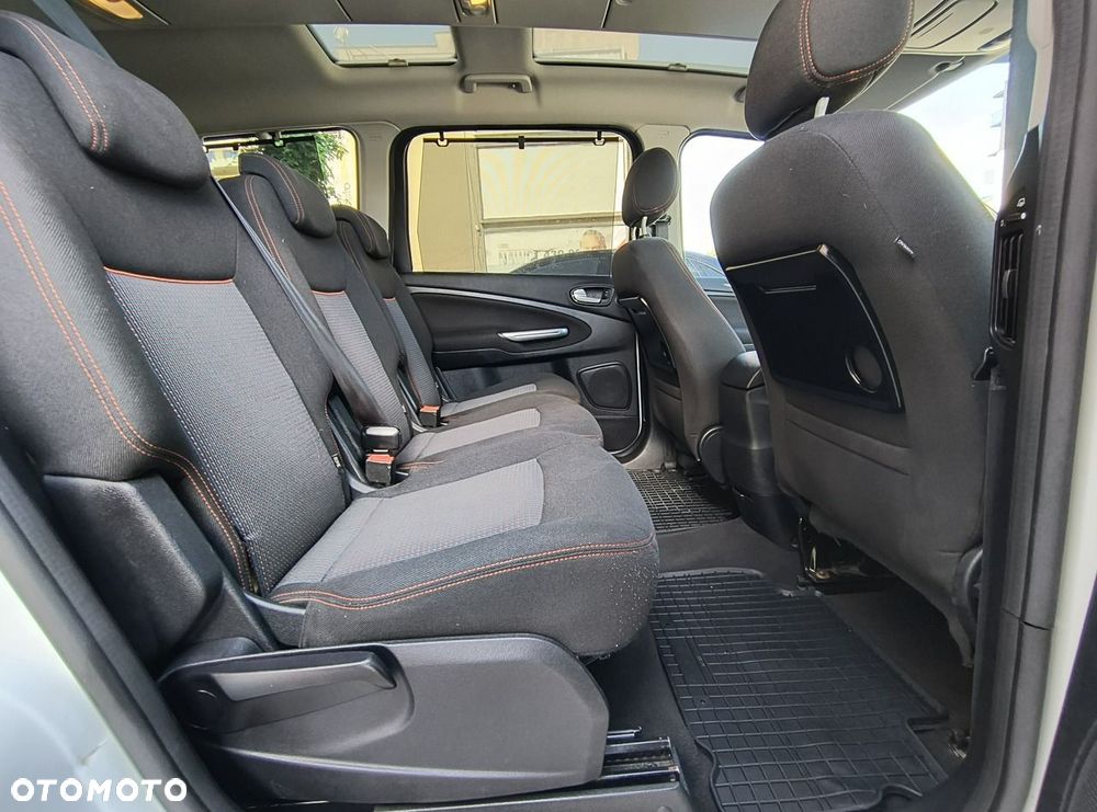 Ford Galaxy 2.0 TDCi Platinium X (Titanium) MPS6 - 24