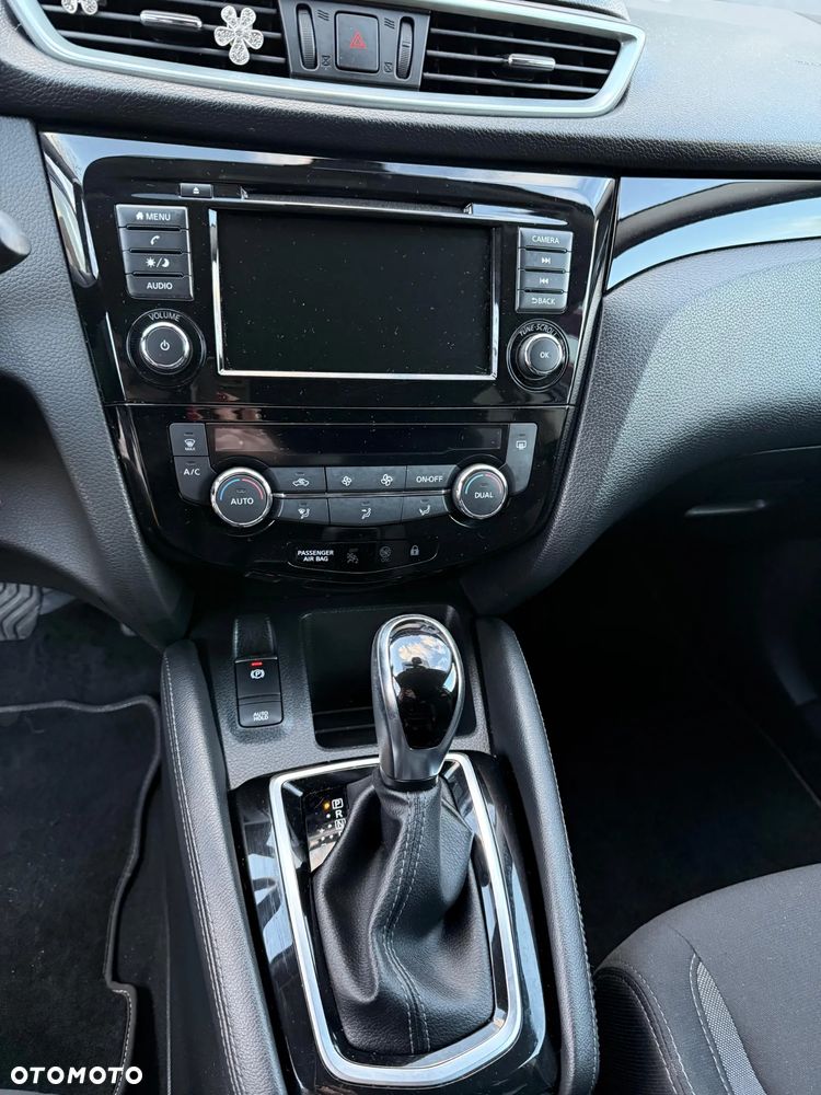 Nissan Qashqai 1.3 DIG-T MHEV Acenta Xtronic - 11