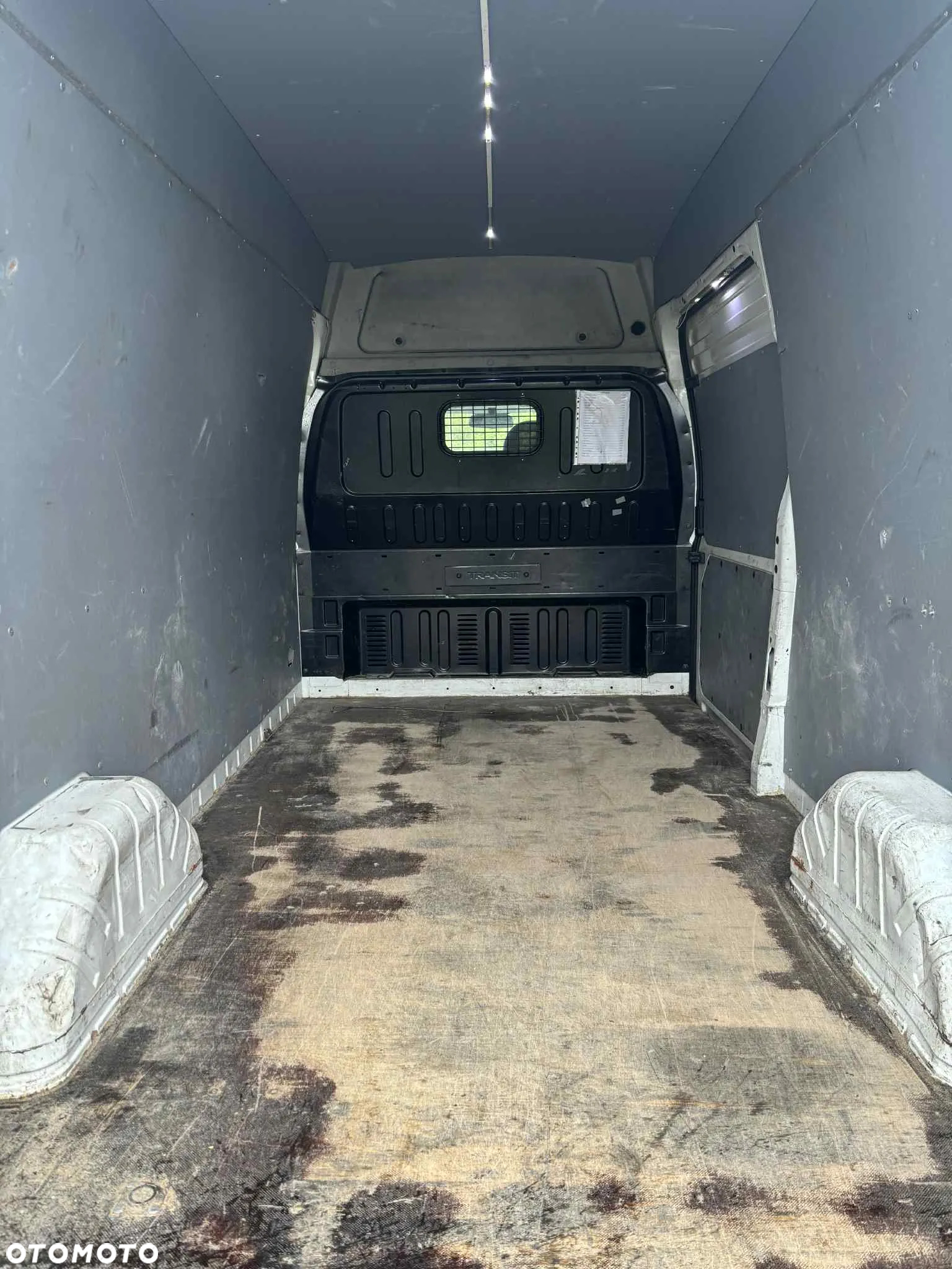 Ford Transit - 15