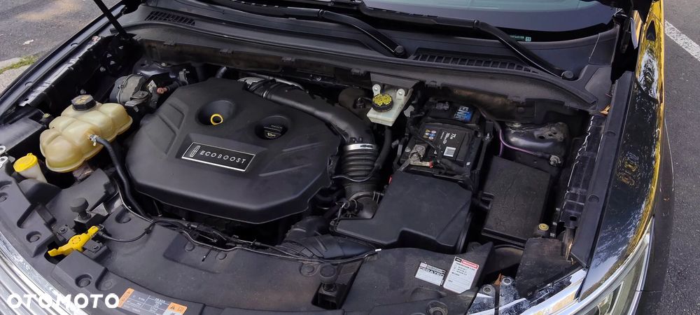 Lincoln MKC - 34