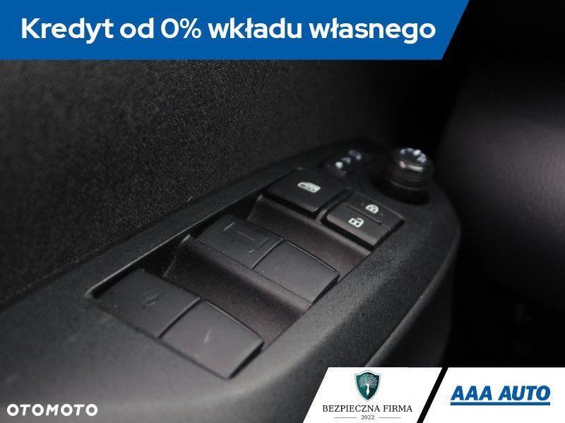 Toyota Yaris Cross - 14