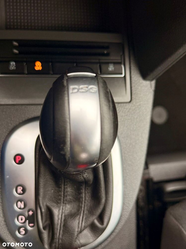 Volkswagen Touran - 13