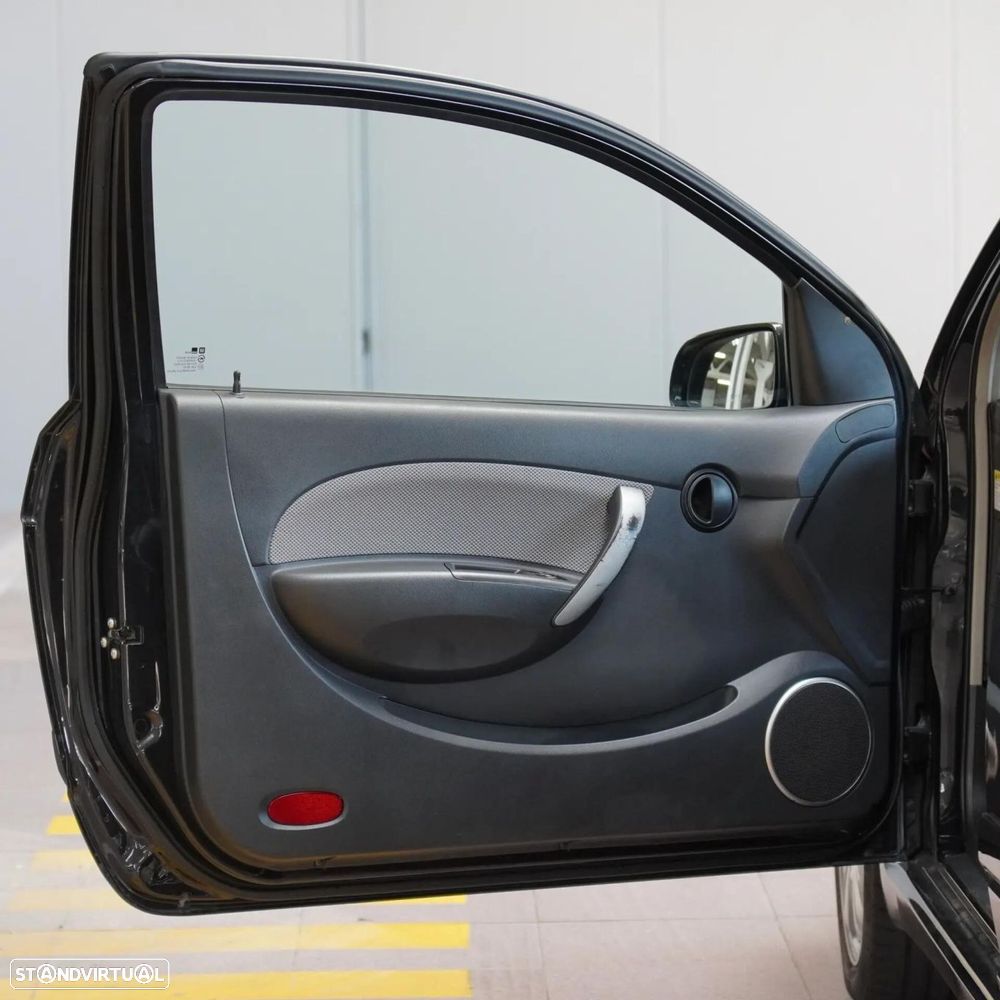 Chevrolet Aveo 1.2 LS - 24