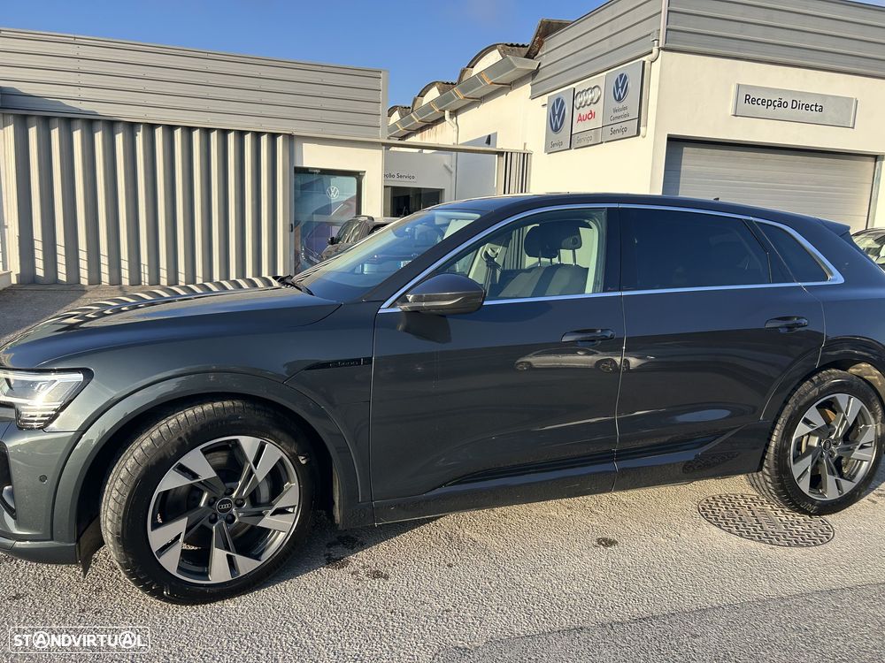 Audi Q8 e-Tron 55 quattro Advanced - 8