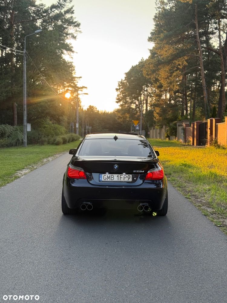 BMW Seria 5 535d - 30