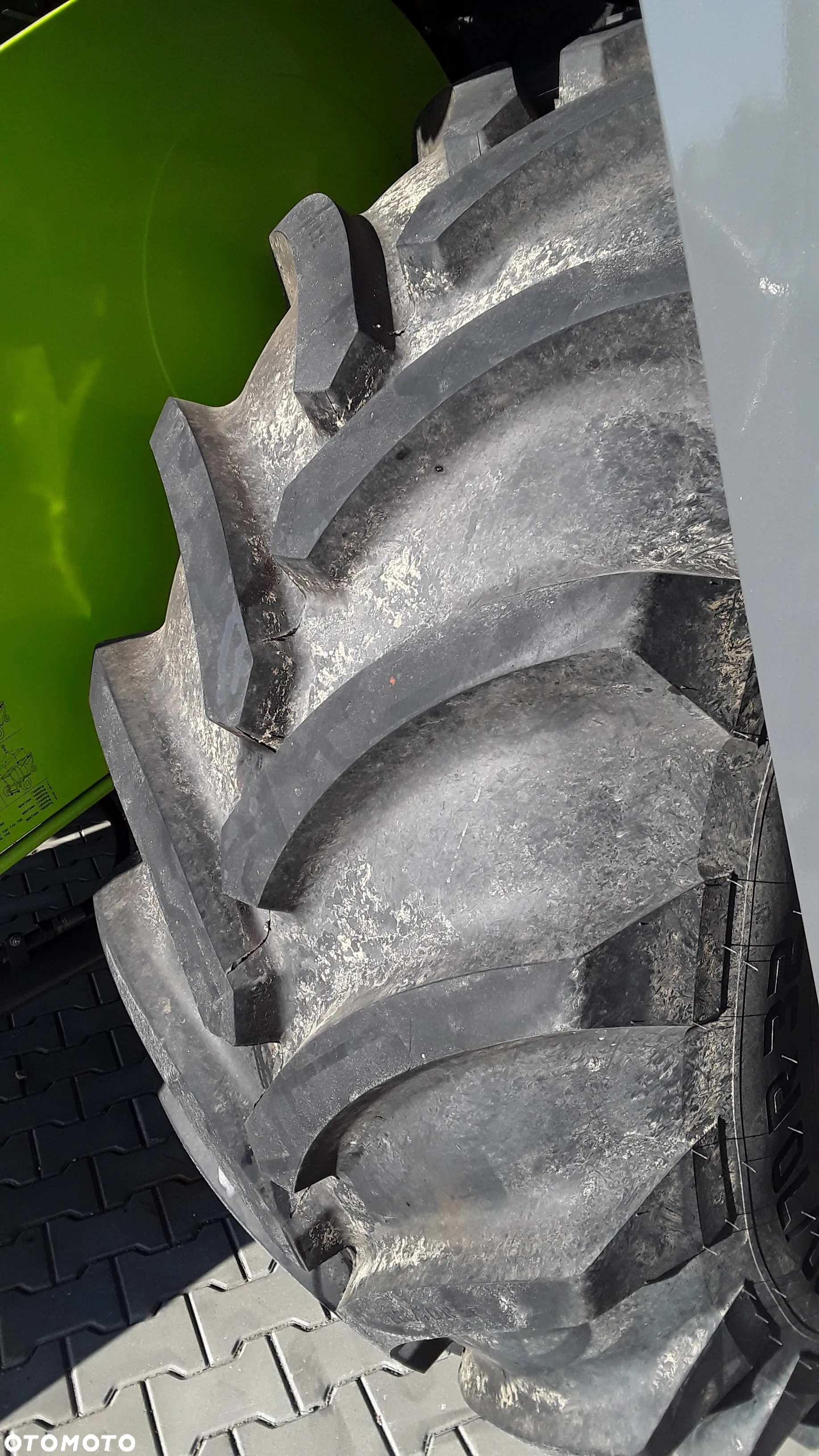 Claas TRION 650 - 17