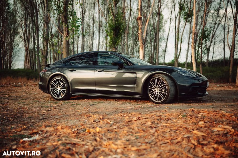 Porsche Panamera 4S - 7