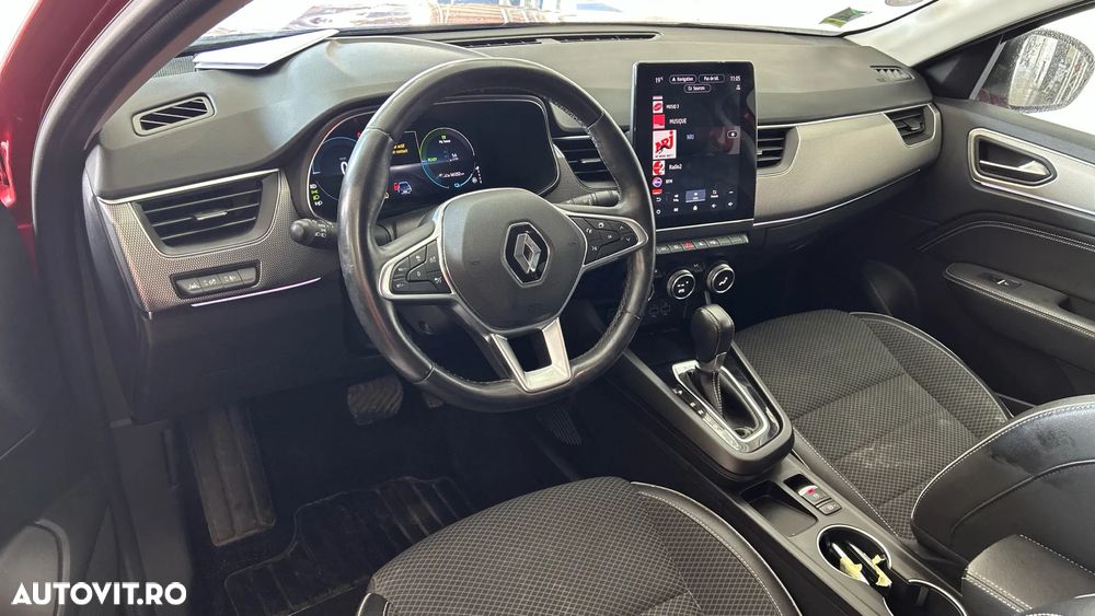 Renault Arkana E-TECH RS Line - 10