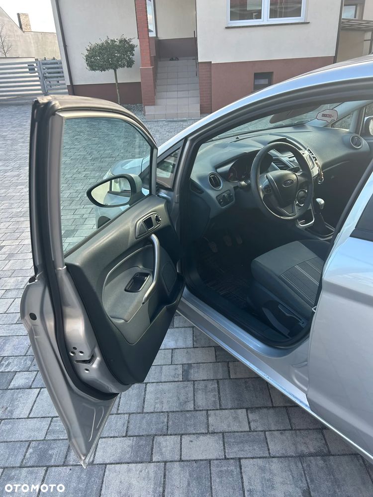 Ford Fiesta - 5