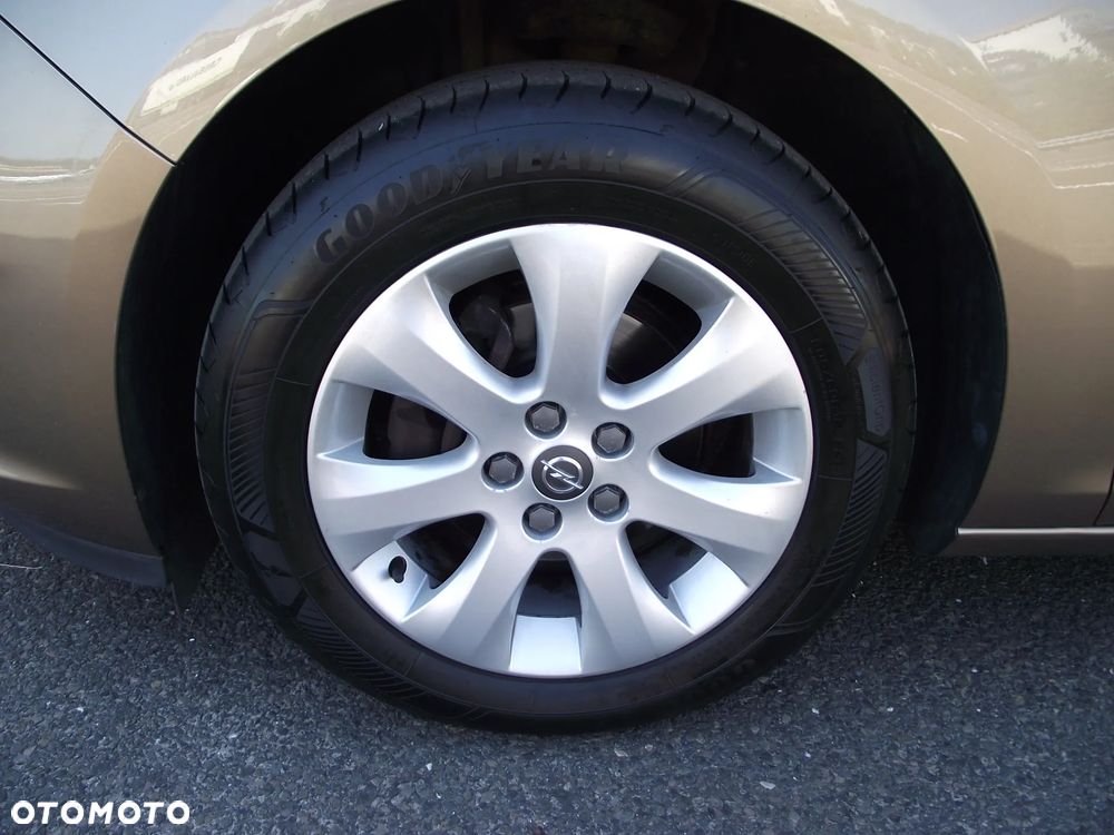 Opel Astra 1.6 Cosmo EU6 - 28