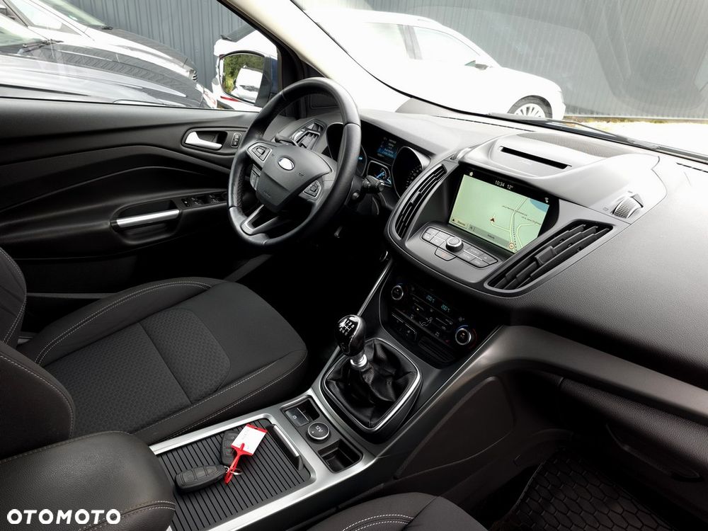 Ford Kuga 2.0 TDCi FWD Titanium - 15