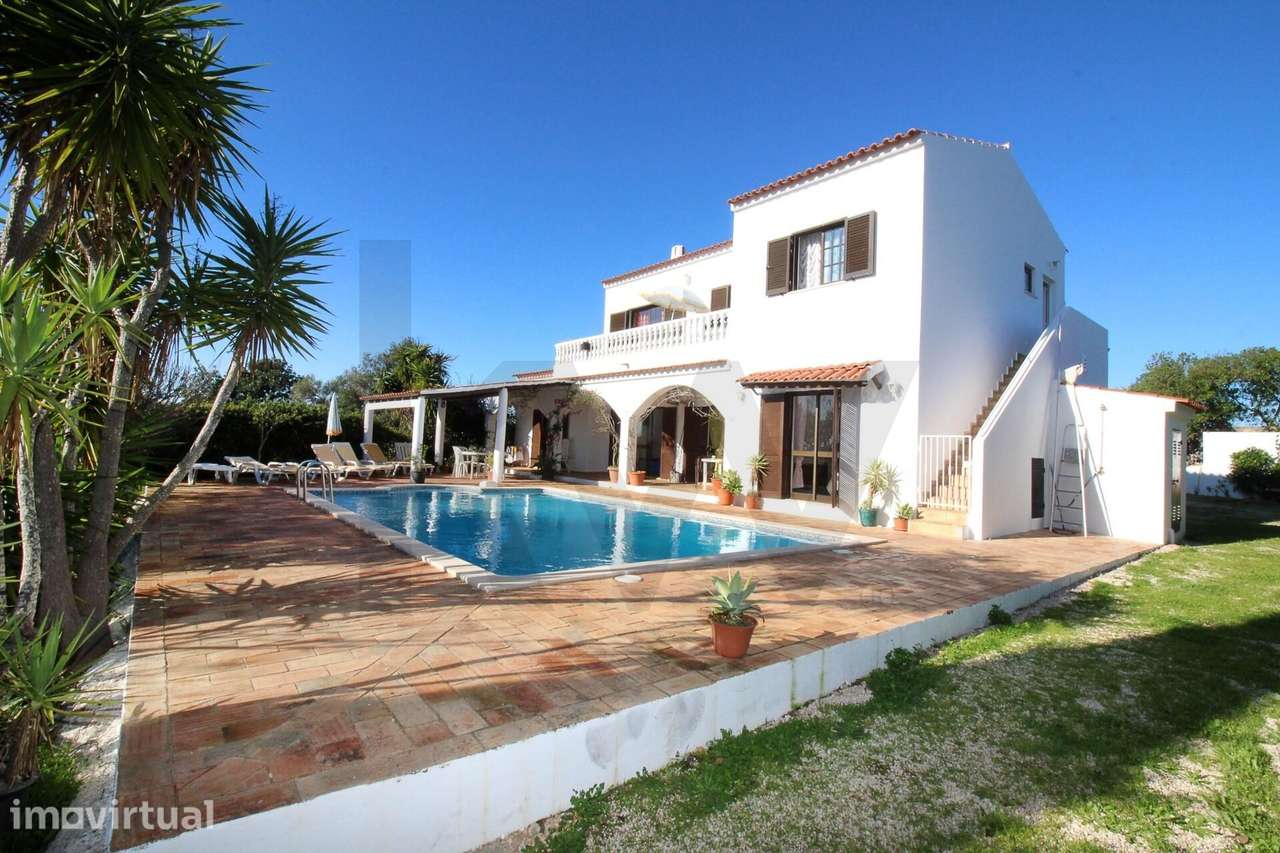 Moradia T3 com Piscina + Apartamento T1 Independente - Grande imagem: 2/24