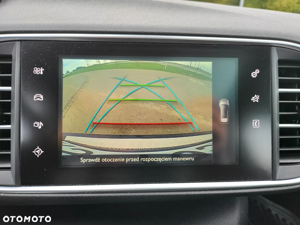 Peugeot 308 BlueHDi FAP 120 EAT6 Stop & Start Allure - 26