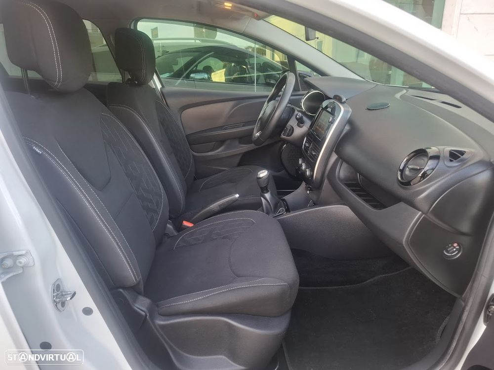 Renault Clio Sport Tourer 0.9 TCe Limited - 42