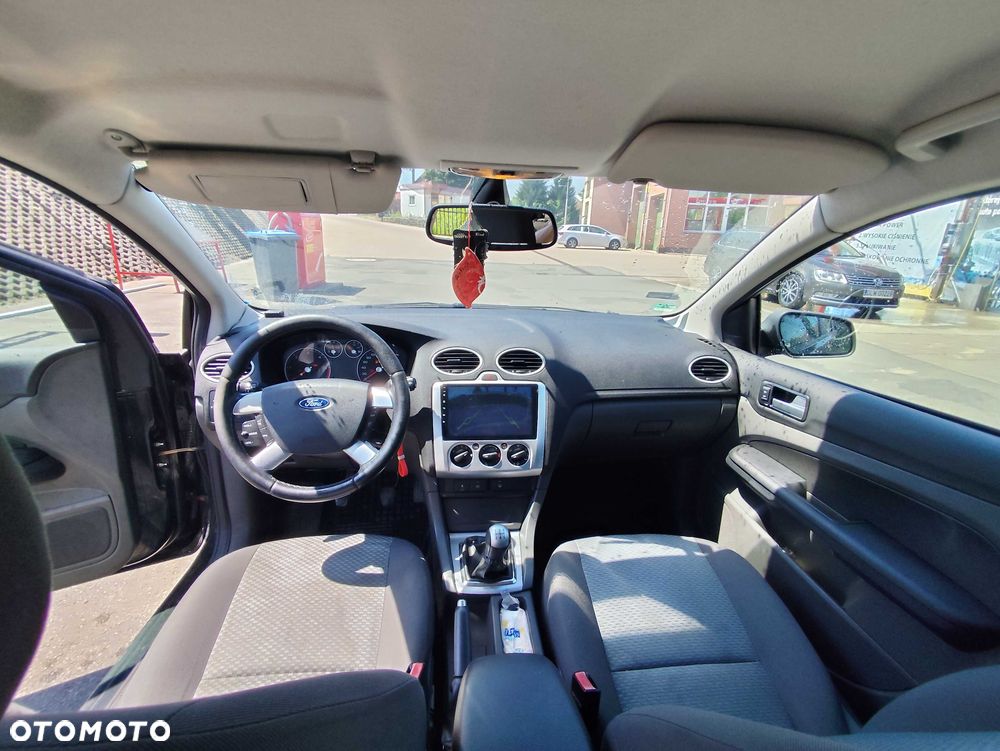 Ford Focus - 1