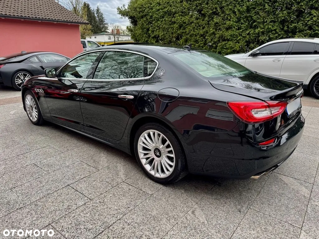 Maserati Quattroporte S - 4