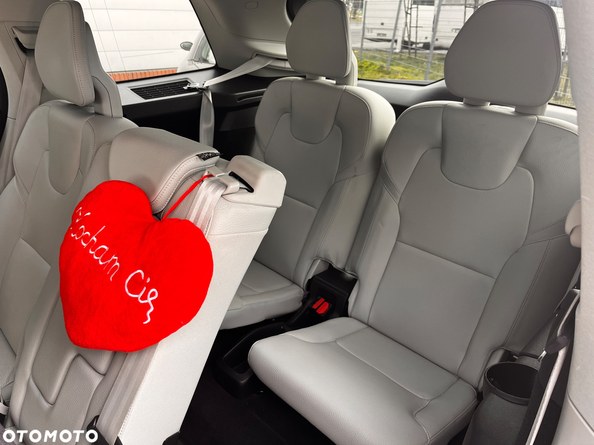Volvo XC 90 - 35