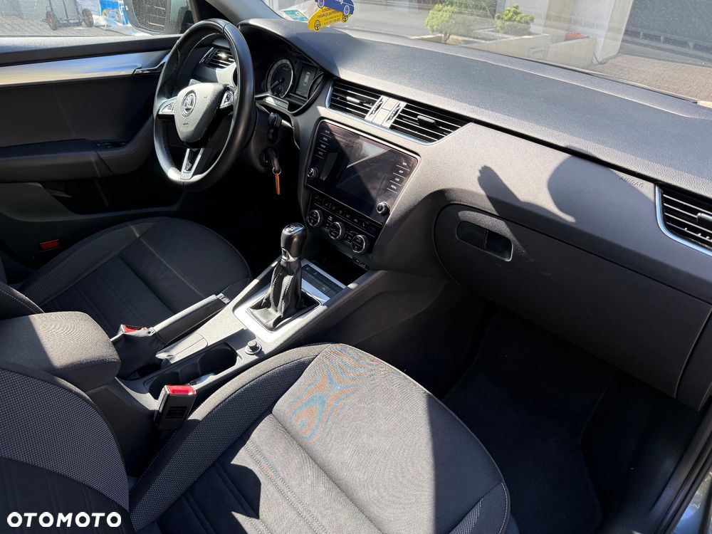 Skoda Octavia 2.0 TDI Premium Edition - 13