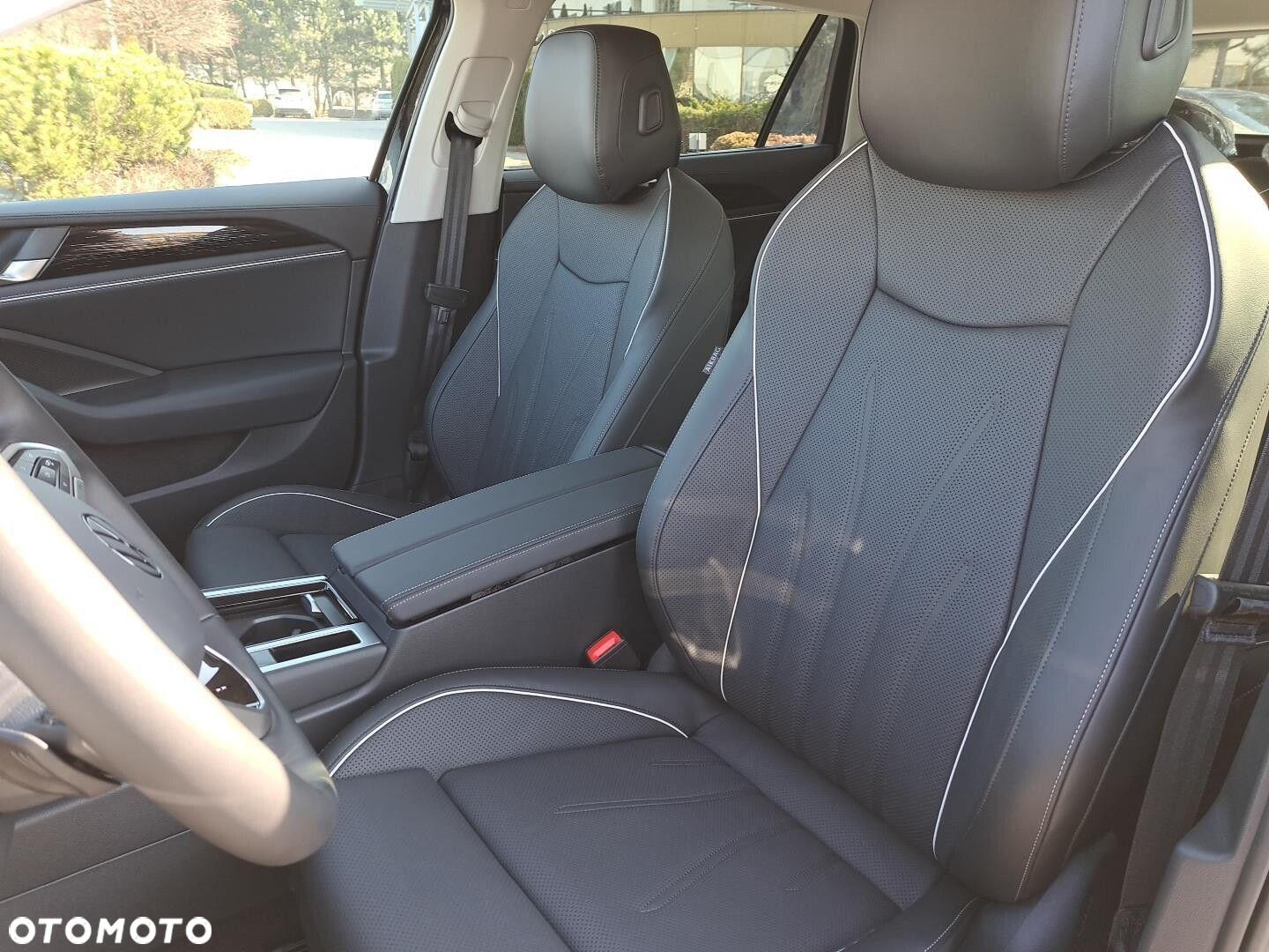 Volkswagen Passat - 14