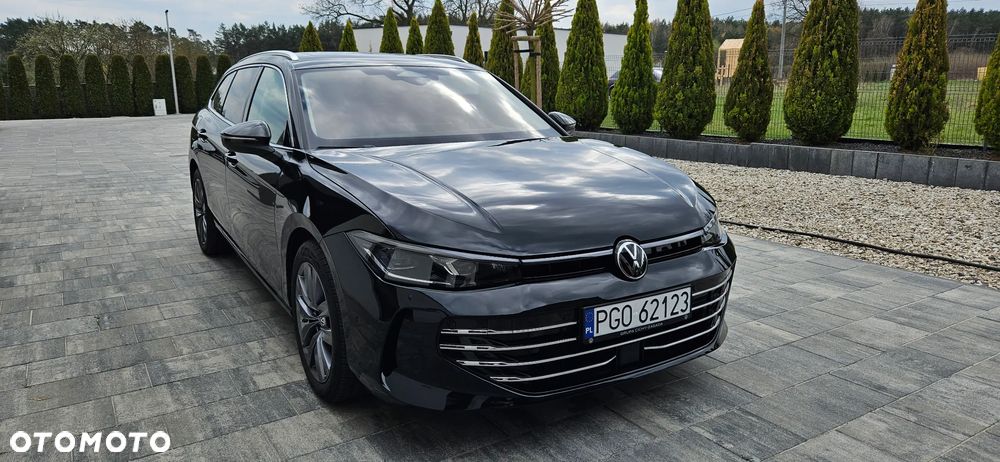 Volkswagen Passat 2.0 TDI SCR DSG Elegance - 1