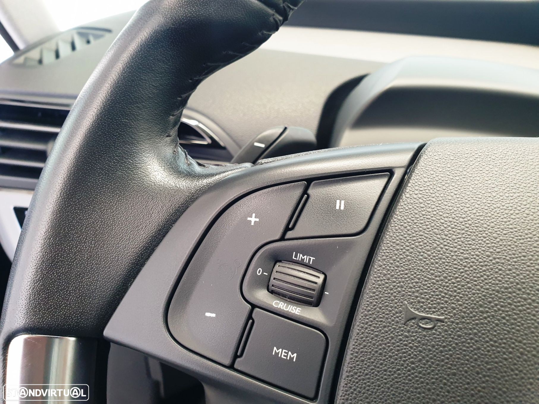 Citroën Grand C4 Spacetourer 1.5 BlueHDi Feel EAT8 - 15