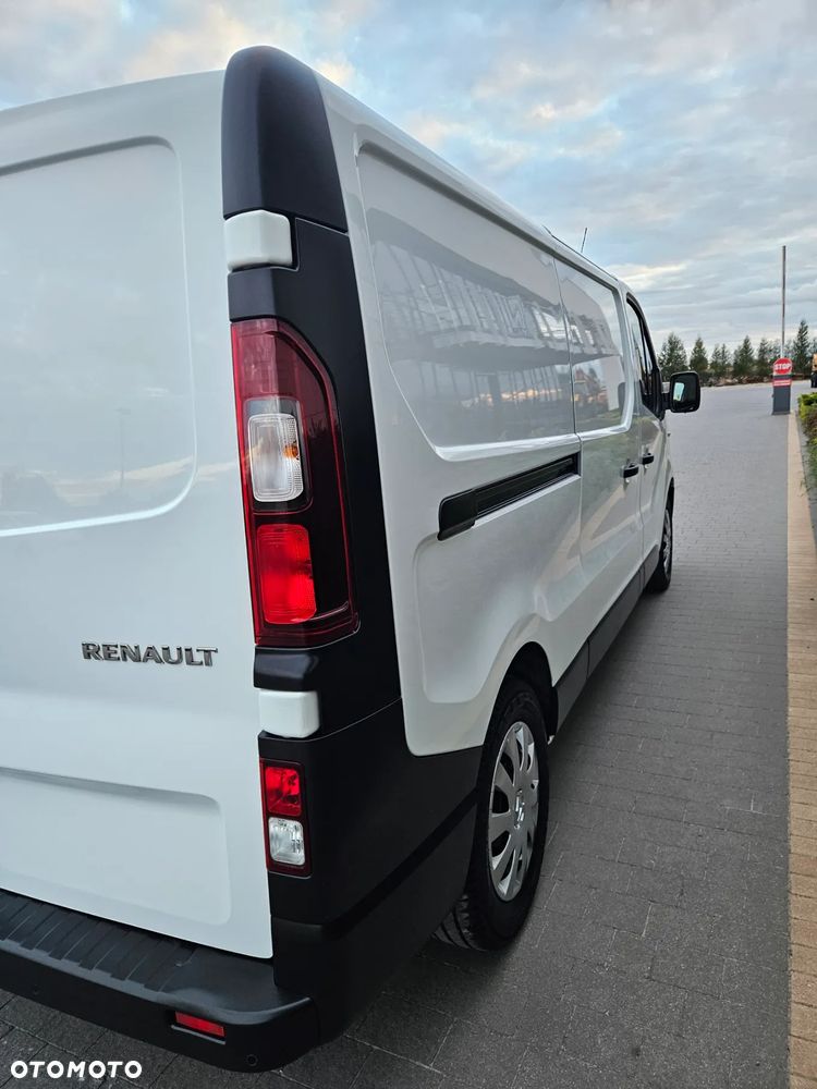 Renault Trafic - 17