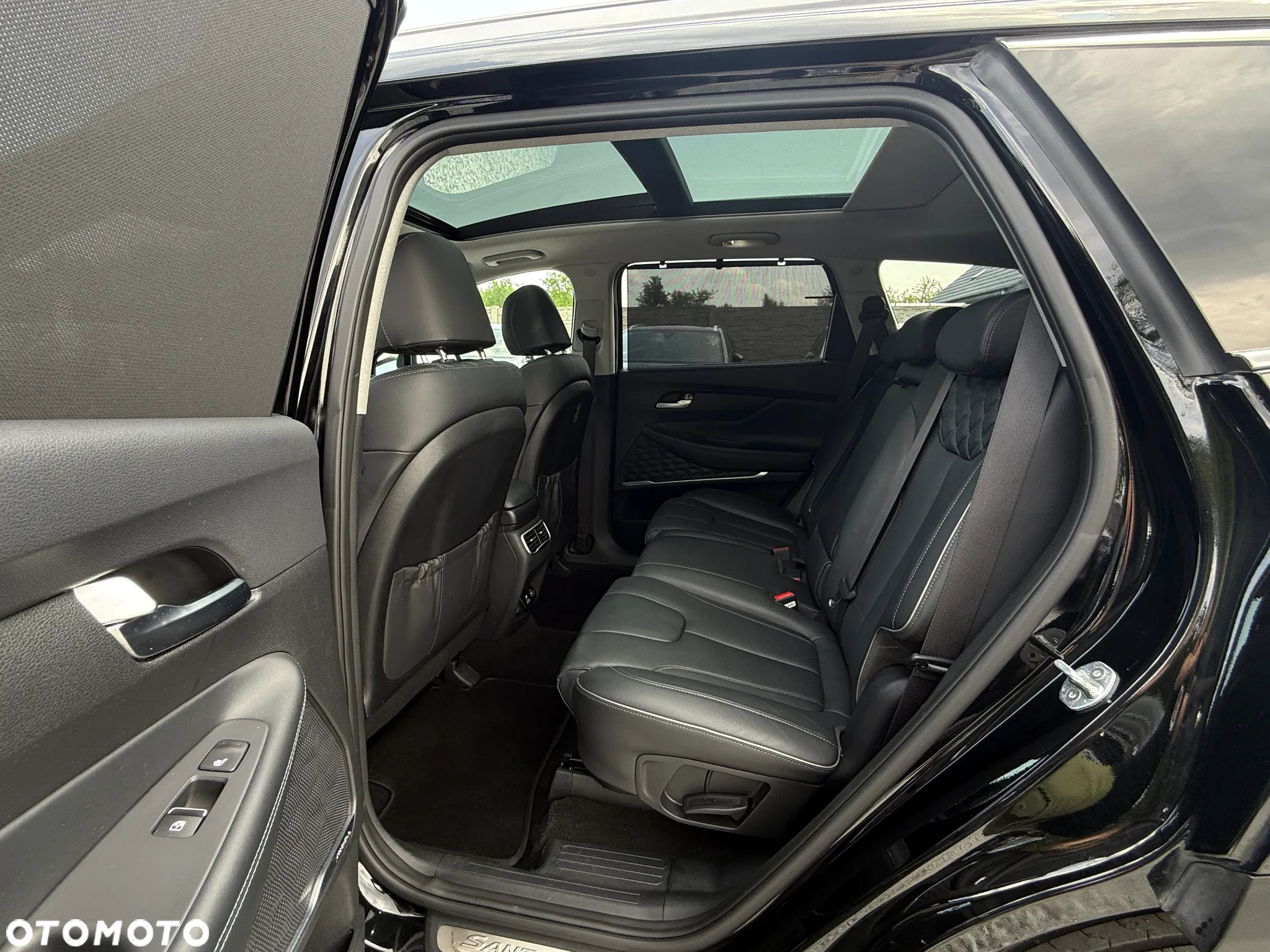 Hyundai Santa Fe 1.6 Plugin-Hybrid 4WD SEVEN Signature - 29