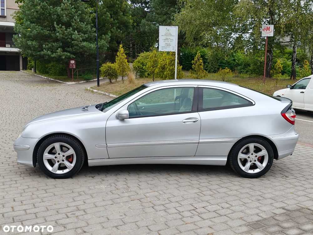 Mercedes-Benz Klasa C 180 Kompressor Sport Edition - 5